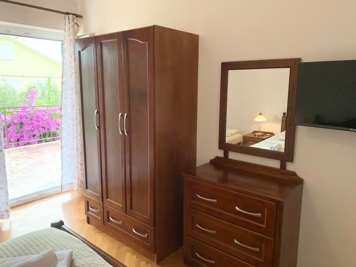 Guesthouse Maver Cres Eksteriør bilde